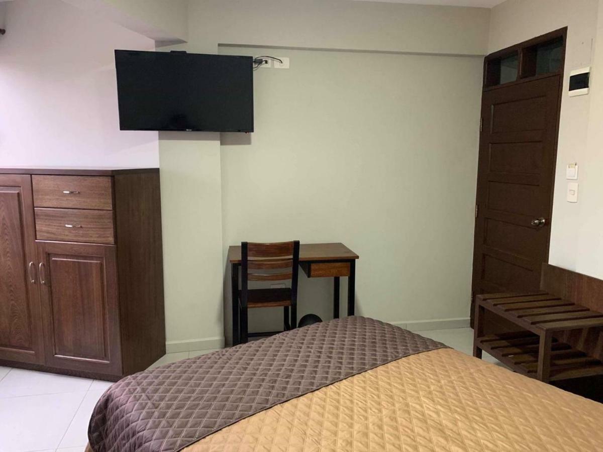 Ah Hotel Santa Cruz de La Sierra Ngoại thất bức ảnh